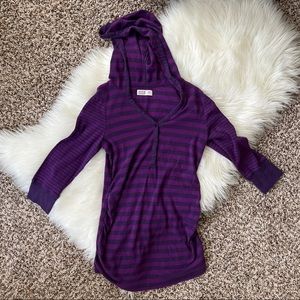 Soft Maternity hooded 3/4 length top